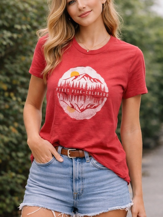 Mi Tops - Mi Red Pikes Peak Colorado Graphic Tee